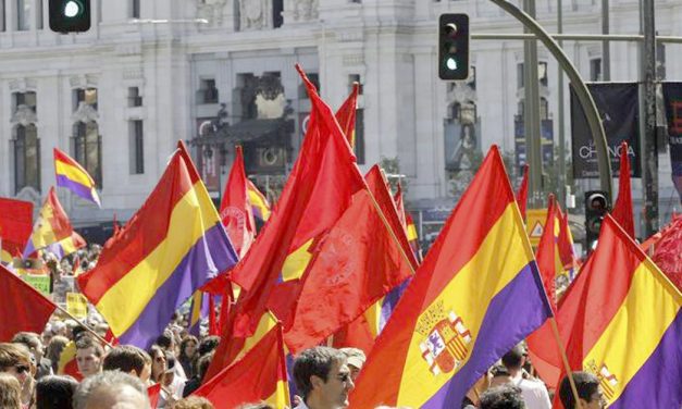 ¡Por una república democrática y soberana!