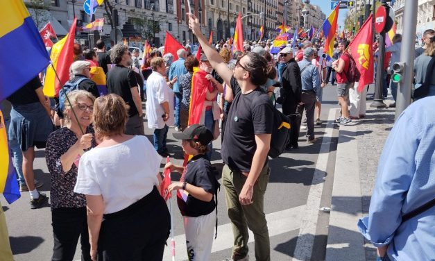 Por la III República. No a la guerra de la OTAN