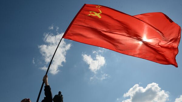 Unidad comunista para la acción principal y más urgente