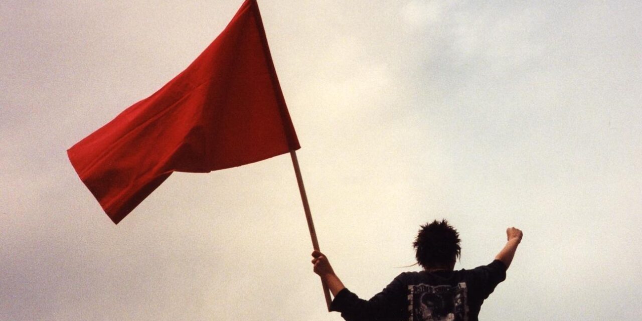 Frente al ejército del fascismo y de la guerra imperialista