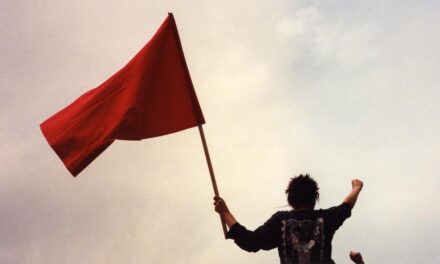 Frente al ejército del fascismo y de la guerra imperialista